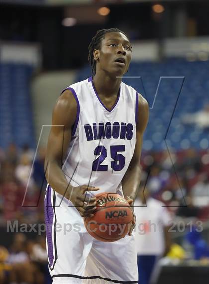 Thumbnail 1 in Sacramento vs. Grant (CIF SJS D-2 Semi Final) photogallery.
