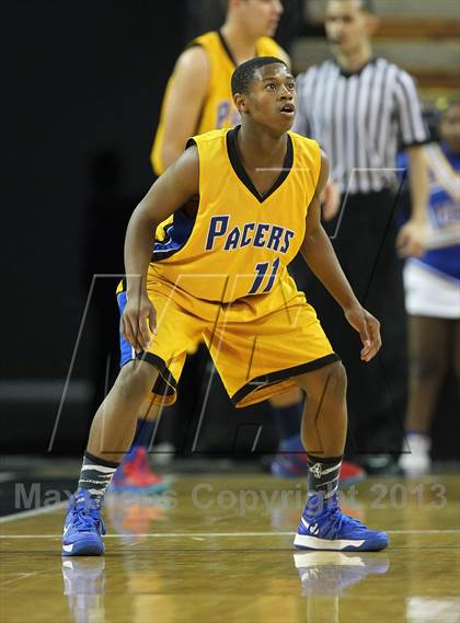 Thumbnail 1 in Sacramento vs. Grant (CIF SJS D-2 Semi Final) photogallery.