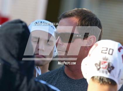 Thumbnail 2 in Bishop's vs. Vista (CIF SoCal Regional D1 Play-in) photogallery.