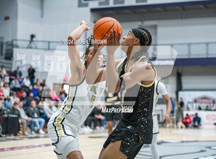 Thumbnail 3 in Paul VI vs. Link Academy (Chipotle Nationals Semi-final) photogallery.