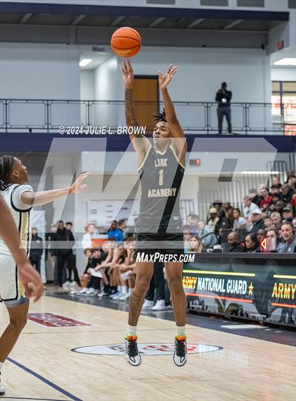 Thumbnail 1 in Paul VI vs. Link Academy (Chipotle Nationals Semi-final) photogallery.