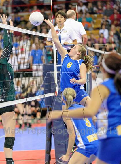 Thumbnail 2 in Dove Creek vs. Fleming (CHSAA 1A Semifinal) photogallery.