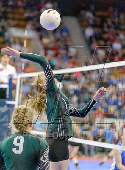 Thumbnail 3 in Dove Creek vs. Fleming (CHSAA 1A Semifinal) photogallery.