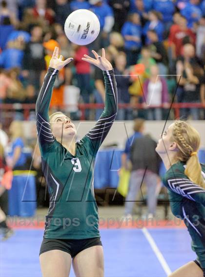 Thumbnail 3 in Dove Creek vs. Fleming (CHSAA 1A Semifinal) photogallery.