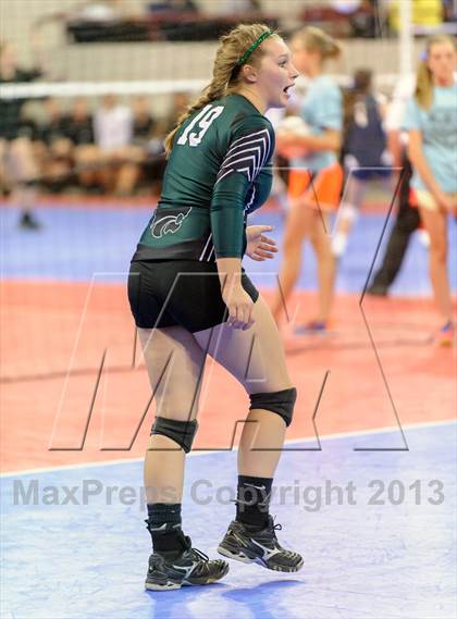 Thumbnail 1 in Dove Creek vs. Fleming (CHSAA 1A Semifinal) photogallery.