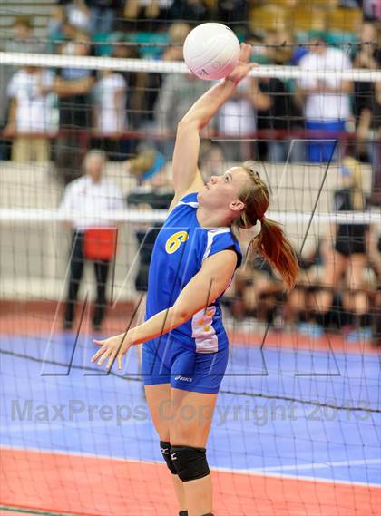 Thumbnail 2 in Dove Creek vs. Fleming (CHSAA 1A Semifinal) photogallery.