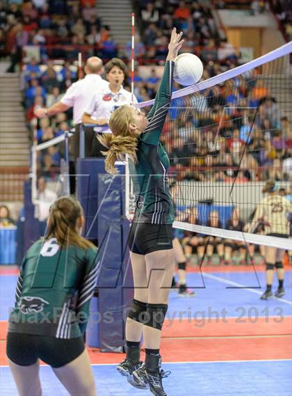 Thumbnail 1 in Dove Creek vs. Fleming (CHSAA 1A Semifinal) photogallery.