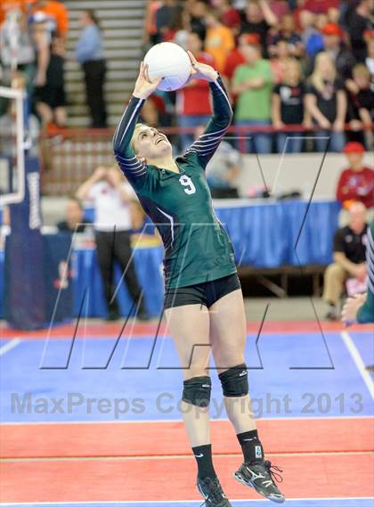 Thumbnail 2 in Dove Creek vs. Fleming (CHSAA 1A Semifinal) photogallery.