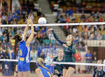 Thumbnail 2 in Dove Creek vs. Fleming (CHSAA 1A Semifinal) photogallery.