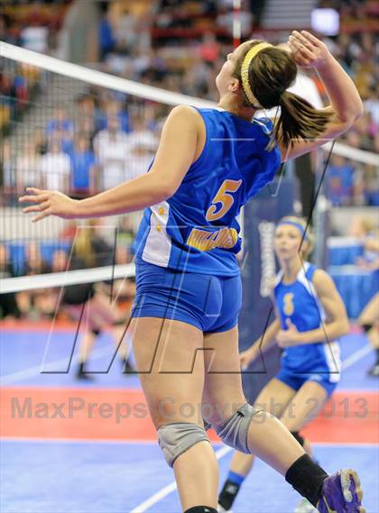 Thumbnail 3 in Dove Creek vs. Fleming (CHSAA 1A Semifinal) photogallery.