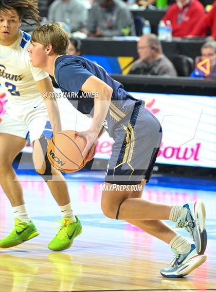 Thumbnail 1 in Pusch Ridge Christian Academy vs. Palo Verde (AIA 3A Final) photogallery.