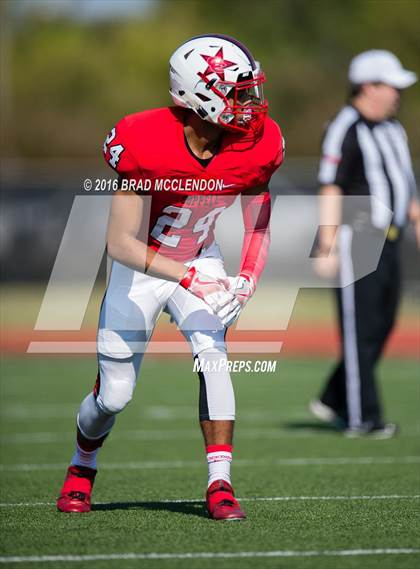 Thumbnail 3 in Rowlett vs Coppell (UIL 6A Bi-District Playoff) photogallery.