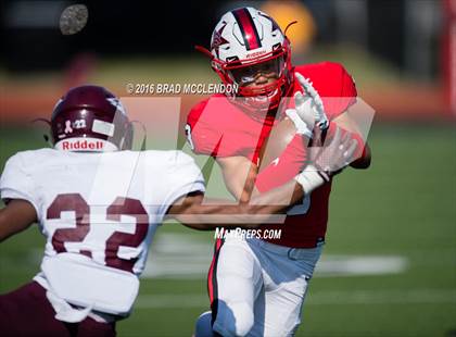 Thumbnail 3 in Rowlett vs Coppell (UIL 6A Bi-District Playoff) photogallery.