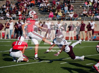 Thumbnail 1 in Rowlett vs Coppell (UIL 6A Bi-District Playoff) photogallery.