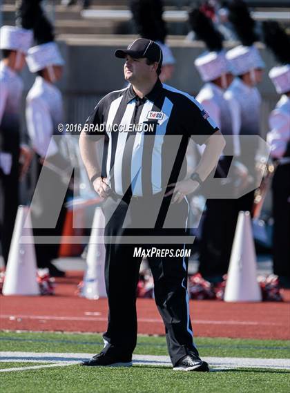 Thumbnail 2 in Rowlett vs Coppell (UIL 6A Bi-District Playoff) photogallery.