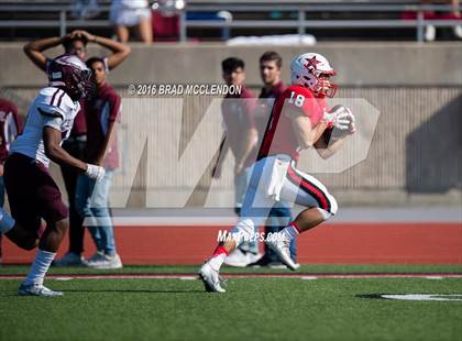 Thumbnail 2 in Rowlett vs Coppell (UIL 6A Bi-District Playoff) photogallery.