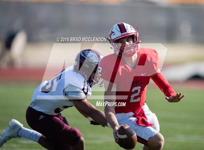 Thumbnail 3 in Rowlett vs Coppell (UIL 6A Bi-District Playoff) photogallery.