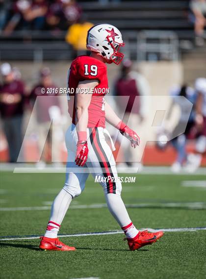 Thumbnail 1 in Rowlett vs Coppell (UIL 6A Bi-District Playoff) photogallery.