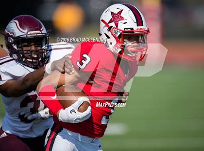 Thumbnail 3 in Rowlett vs Coppell (UIL 6A Bi-District Playoff) photogallery.