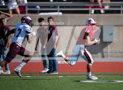 Thumbnail 3 in Rowlett vs Coppell (UIL 6A Bi-District Playoff) photogallery.