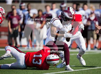 Thumbnail 3 in Rowlett vs Coppell (UIL 6A Bi-District Playoff) photogallery.
