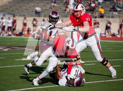 Thumbnail 3 in Rowlett vs Coppell (UIL 6A Bi-District Playoff) photogallery.