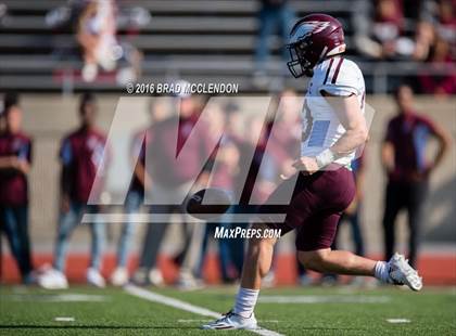 Thumbnail 1 in Rowlett vs Coppell (UIL 6A Bi-District Playoff) photogallery.