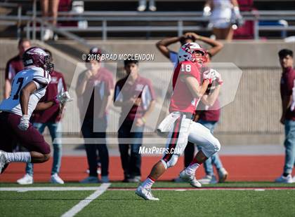 Thumbnail 3 in Rowlett vs Coppell (UIL 6A Bi-District Playoff) photogallery.