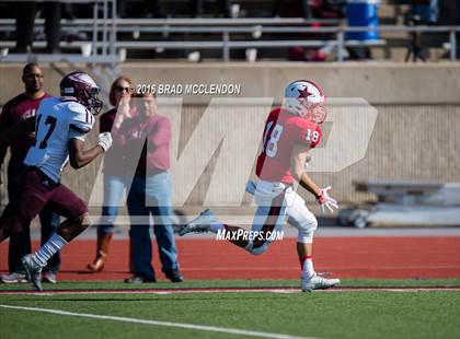 Thumbnail 3 in Rowlett vs Coppell (UIL 6A Bi-District Playoff) photogallery.