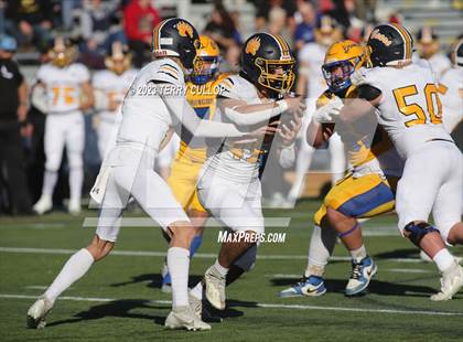 Thumbnail 2 in Summit Academy vs. San Juan (UHSAA 2A Semifinal) photogallery.