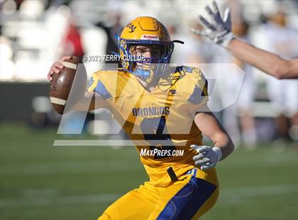 Thumbnail 3 in Summit Academy vs. San Juan (UHSAA 2A Semifinal) photogallery.