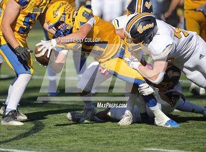 Thumbnail 1 in Summit Academy vs. San Juan (UHSAA 2A Semifinal) photogallery.