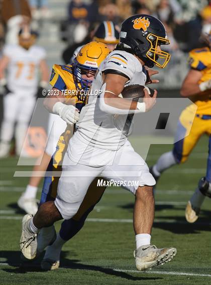Thumbnail 1 in Summit Academy vs. San Juan (UHSAA 2A Semifinal) photogallery.