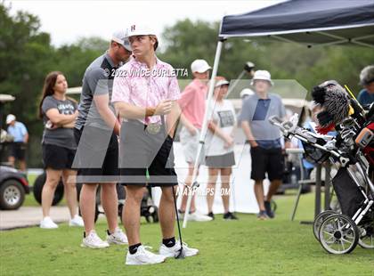 Thumbnail 1 in UIL 2A Golf State Championship photogallery.