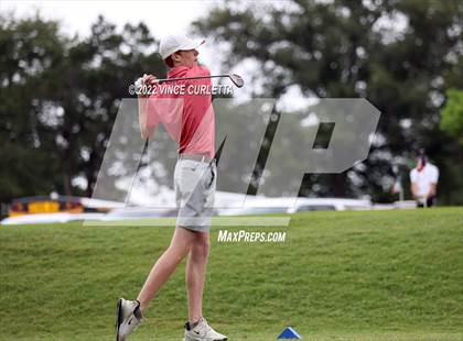Thumbnail 2 in UIL 2A Golf State Championship photogallery.