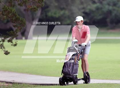 Thumbnail 1 in UIL 2A Golf State Championship photogallery.