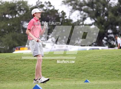 Thumbnail 3 in UIL 2A Golf State Championship photogallery.