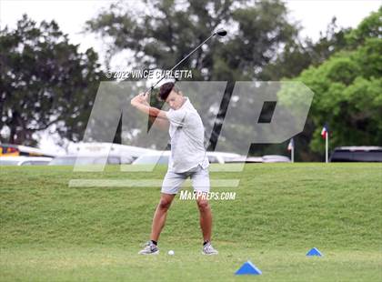 Thumbnail 1 in UIL 2A Golf State Championship photogallery.