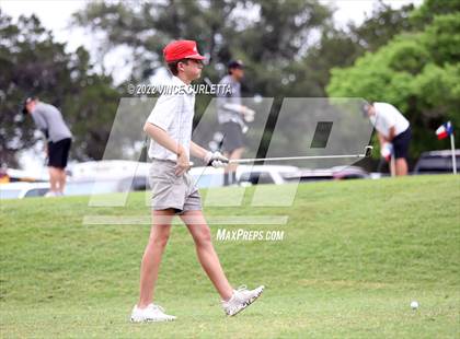 Thumbnail 2 in UIL 2A Golf State Championship photogallery.