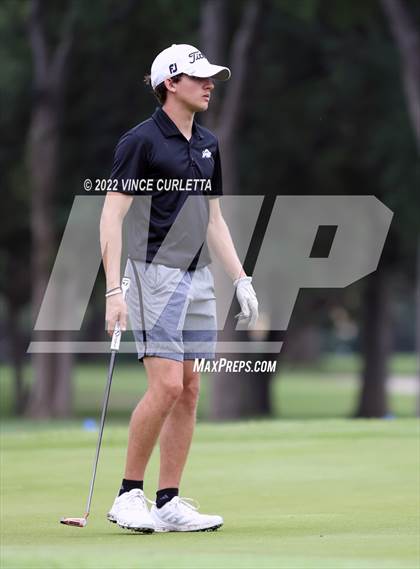 Thumbnail 1 in UIL 2A Golf State Championship photogallery.