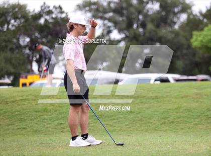 Thumbnail 1 in UIL 2A Golf State Championship photogallery.