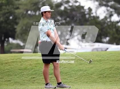 Thumbnail 3 in UIL 2A Golf State Championship photogallery.