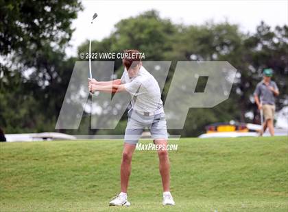 Thumbnail 1 in UIL 2A Golf State Championship photogallery.