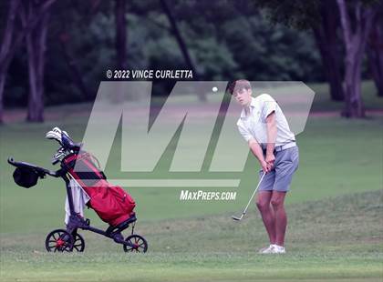 Thumbnail 2 in UIL 2A Golf State Championship photogallery.