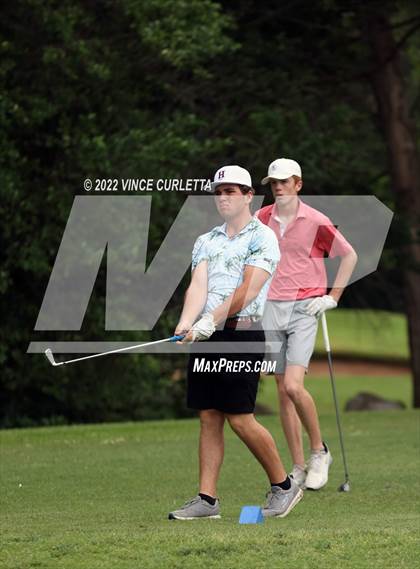Thumbnail 2 in UIL 2A Golf State Championship photogallery.