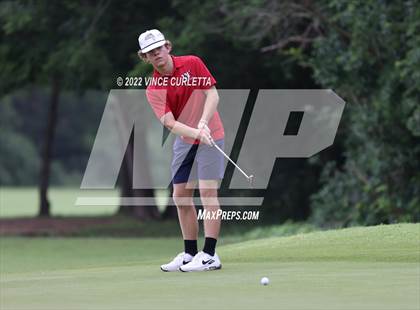 Thumbnail 2 in UIL 2A Golf State Championship photogallery.