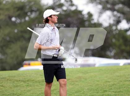 Thumbnail 3 in UIL 2A Golf State Championship photogallery.