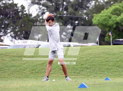 Thumbnail 3 in UIL 2A Golf State Championship photogallery.