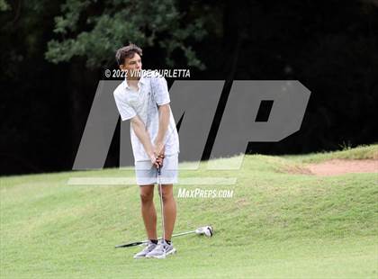Thumbnail 3 in UIL 2A Golf State Championship photogallery.