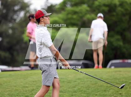 Thumbnail 2 in UIL 2A Golf State Championship photogallery.